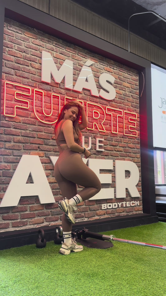 Legging renacer cafe seamless